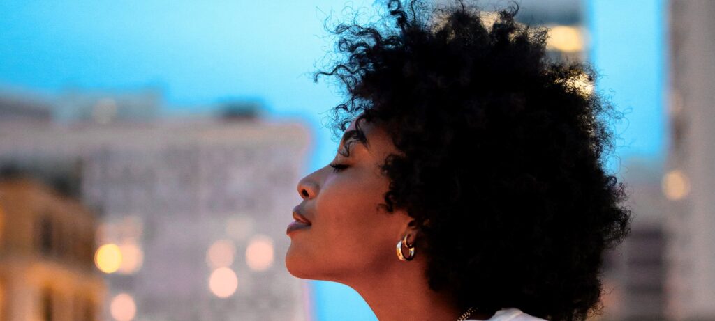 Dasein convida: Cris Alves